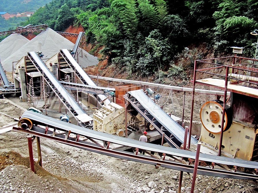 皮帶輸送機(jī)客戶現(xiàn)場
